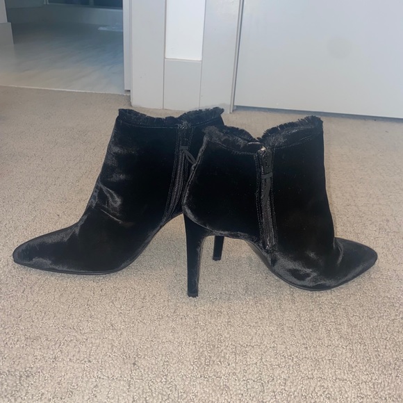 Stuart Weitzman Velvet Booties - Picture 2 of 5